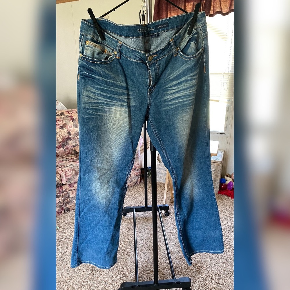 Women’s Plus Size 22 Boot Cut Jeans